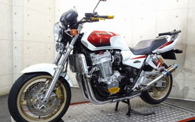 HONDA CB1300SF SUPER FOUR 2002 SC40