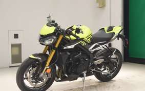 TRIUMPH STREET TRIPLE MOTO 2023