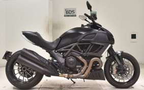 DUCATI DIAVEL DARK 2013