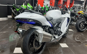 SUZUKI Hayabusa 2022 EJ11A