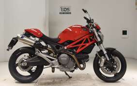 DUCATI MONSTER 696 2010