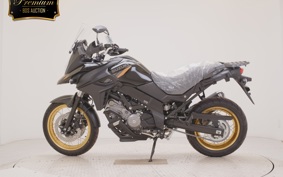 SUZUKI DL650 ( V-Strom 650 ) XTA 2025 C733M