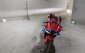 HONDA CBR600RR 2021 PC40