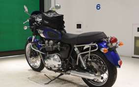 TRIUMPH BONNEVILLE T100 2005