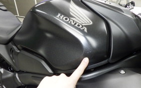 HONDA CB650R 2025 RH17
