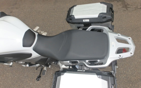 HONDA VFR1200X 2012 SC70