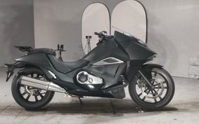 HONDA NM4 VULTUS -02 2014 RC82