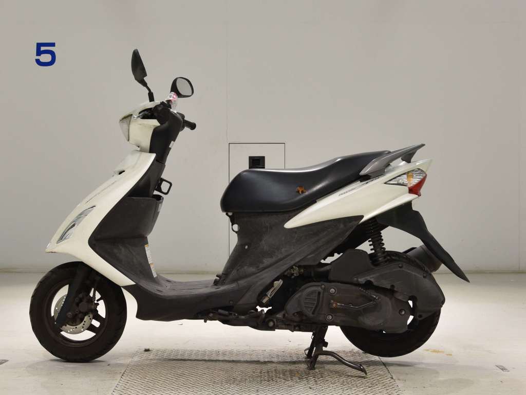 Фото Suzuki ADDRESS V125 S с японского аукциона