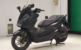 HONDA FORZA 250