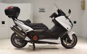 YAMAHA T-MAX 530 2015