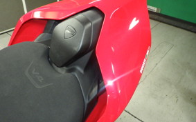 DUCATI STREETFIGHTER V4 S 2021