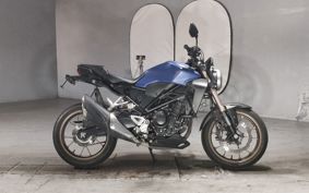 HONDA CB250R MC52