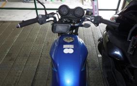YAMAHA YBR125