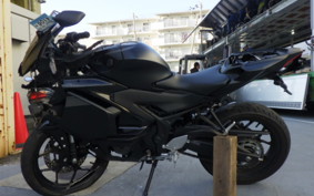 YAMAHA YZF-R3 2025 RH25J