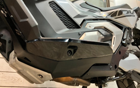 HONDA X-ADV 750 2025 RH21