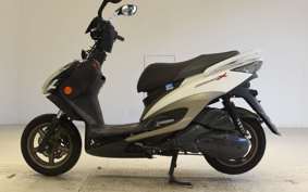 YAMAHA CYGNUS 125 XSR 2