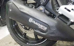 HUSQVARNA SVARTPILEN 250