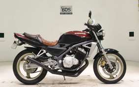 KAWASAKI BALIUS 250 2000 ZR250A