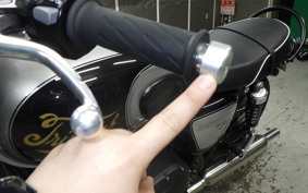 TRIUMPH BONNEVILLE T100 2025