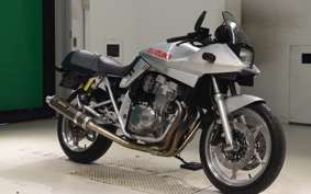 SUZUKI GSX400S KATANA 2022 GK77A