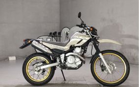 YAMAHA SEROW 250 DG17J