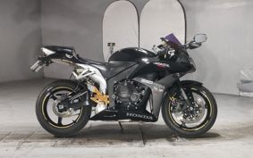 HONDA CBR600RR PC40