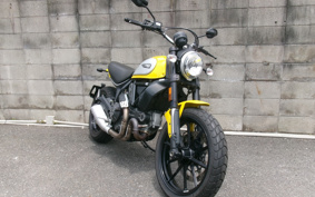 DUCATI  DUCATI  SCRAMBLER  ICON  2019 KB01