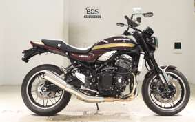 KAWASAKI Z900RS 2025 ZR900K
