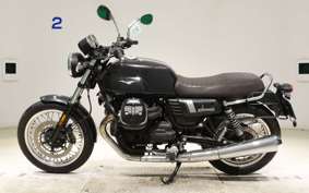 MOTO GUZZI V7 3 SPECIAL 2021
