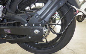 YAMAHA FZS25 1983