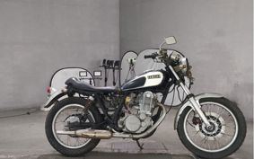 YAMAHA SR400 2H6