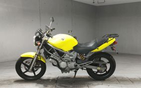 HONDA VTR 250 MC33