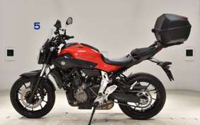 YAMAHA MT-07 2015