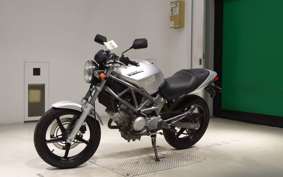 HONDA VTR 250 MC33