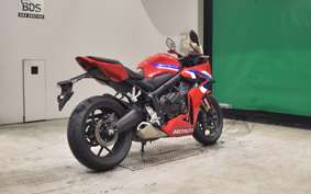 HONDA CBR650R E-Clutch 2025 RH17