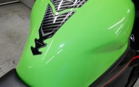 KAWASAKI ZX-25R 2021 ZX250E