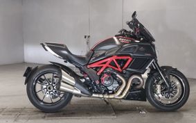 DUCATI DUCATI  DIAVEL  CARBON 2019 G105JA