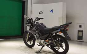 YAMAHA YBR125 2025