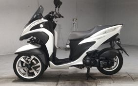 YAMAHA TRICITY 125 SE82J