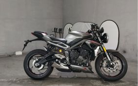 TRIUMPH STREET TRIPLE RS 2020 HDA554