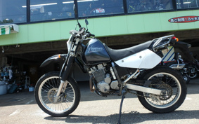 SUZUKI DJEBEL250XC SJ45A