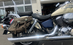 HONDA SHADOW 750 2000 RC44