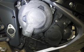 TRIUMPH DAYTONA 675 2015