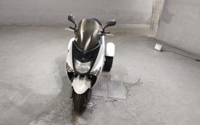 YAMAHA MAJESTY 125 TRIKE SE27