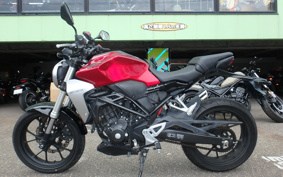 HONDA CB250R MC52