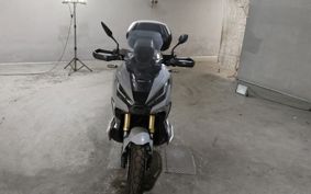 HONDA X-ADV 750 RH10