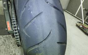 YAMAHA YZF-R1 2002