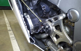 KAWASAKI ZZ1100 NINJA R Gen.2 2000 ZXT10D