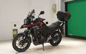SUZUKI Vｽﾄﾛｰﾑ250A 2019
