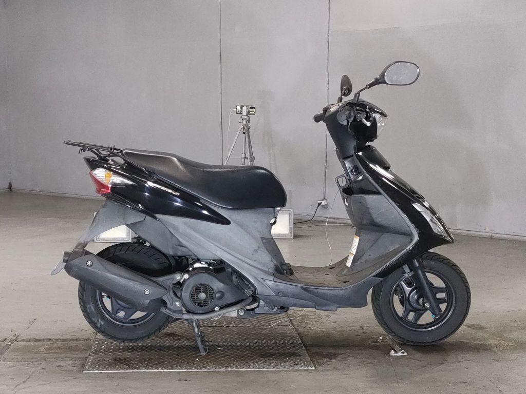 Фото Suzuki ADDRESS V125 с японского аукциона